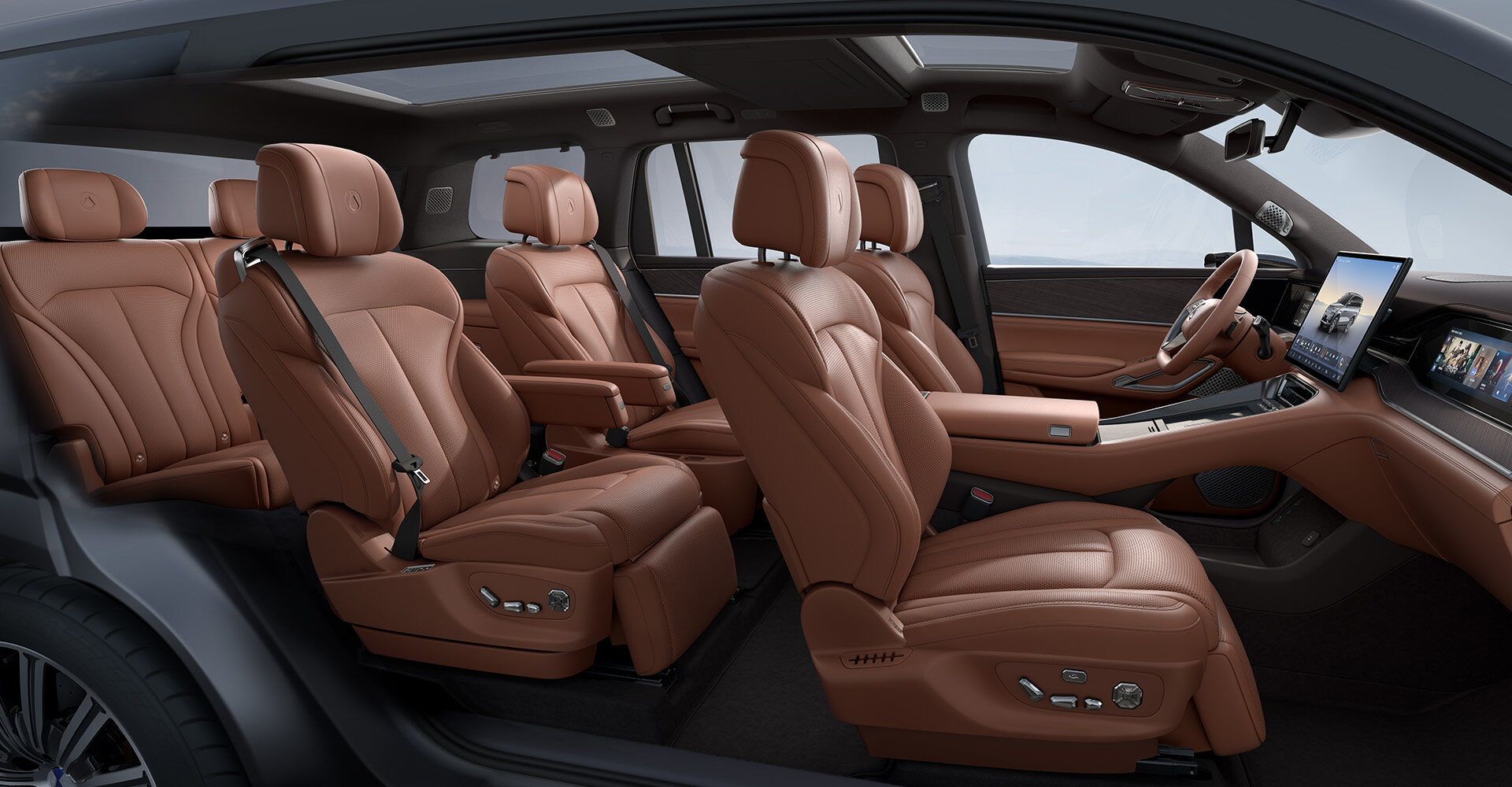 同级超大车内空间